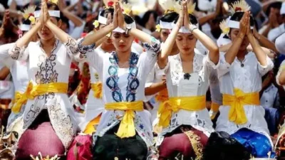 Pakaian Adat Bali Keindahan dalam Warisan Budaya